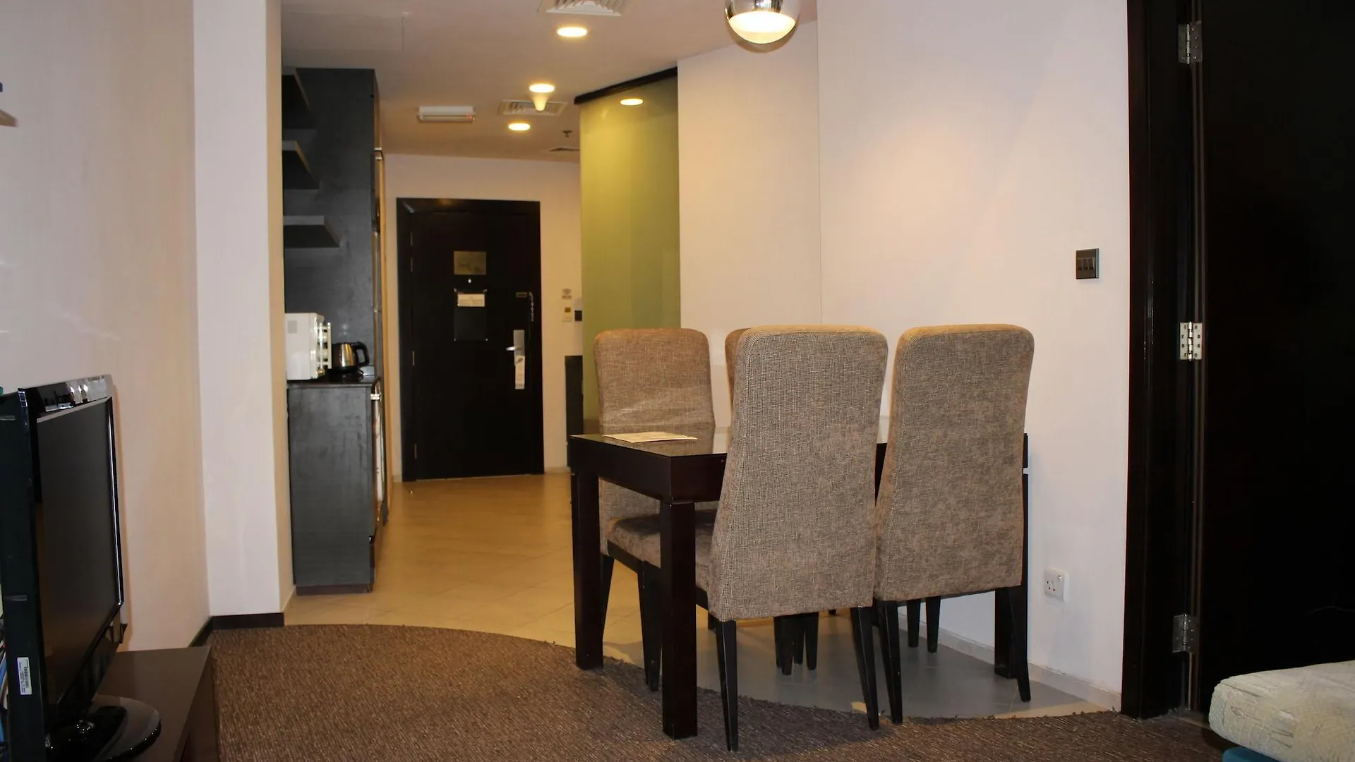 Signature Hotel Apartments And Spa Dubai