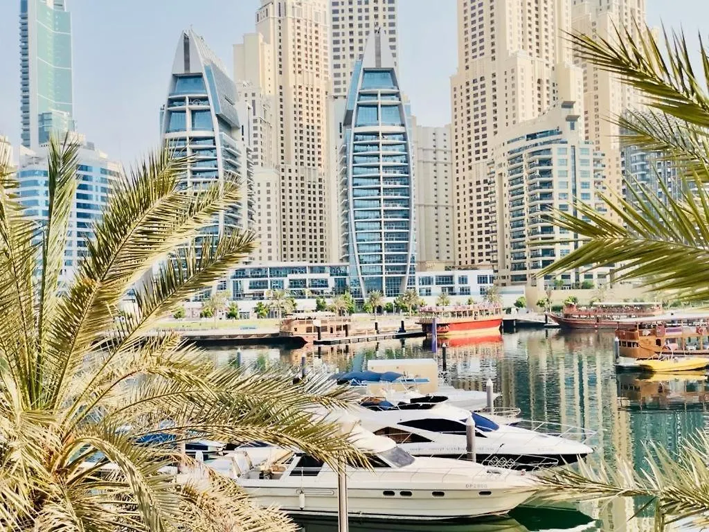 Signature Hotel Apartments And Spa Dubai Aparthotel