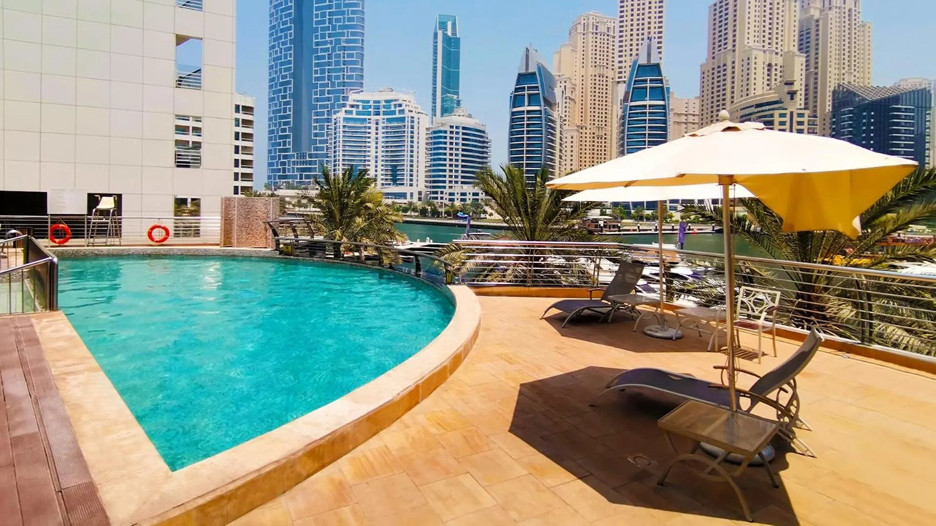 Signature Hotel Apartments And Spa Dubai