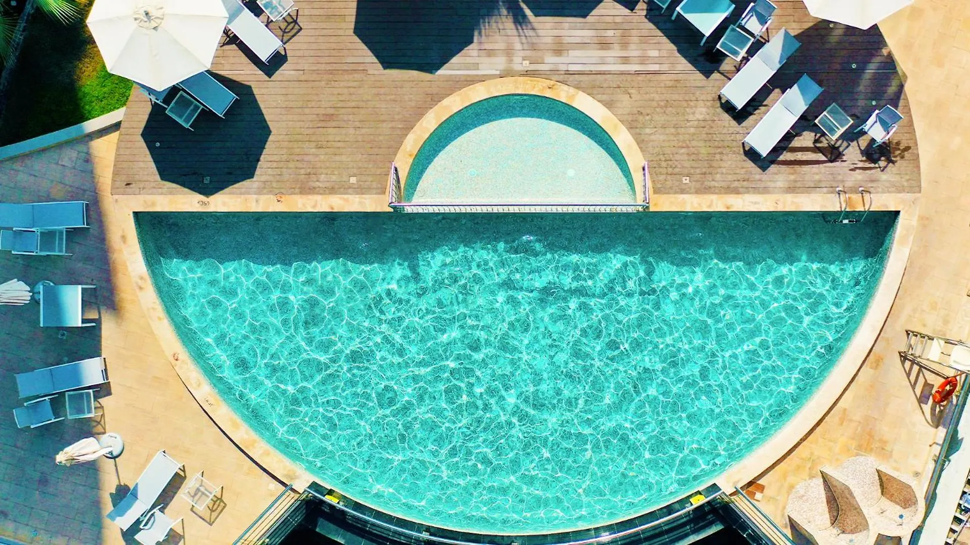 Aparthotel Signature Hotel Apartments And Spa Dubai