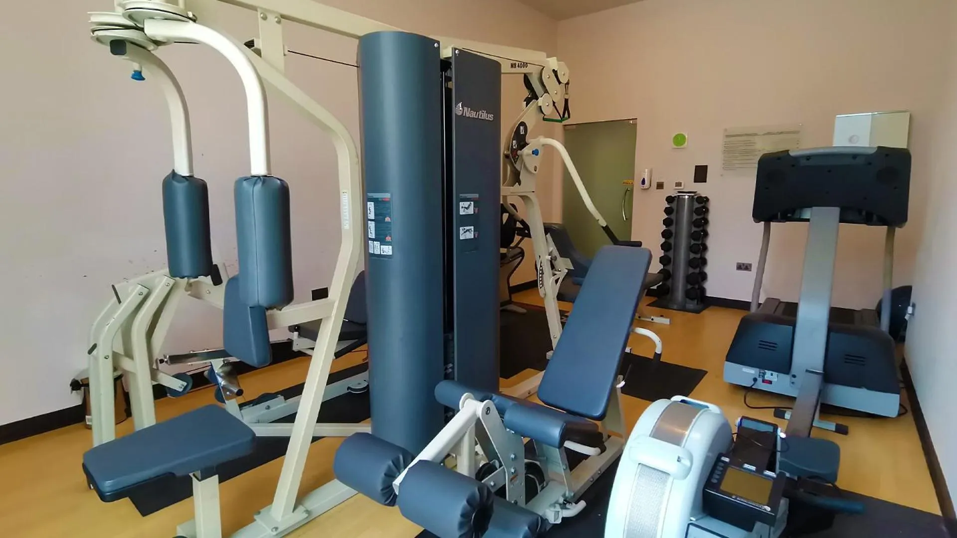 Signature Hotel Apartments And Spa Dubaj