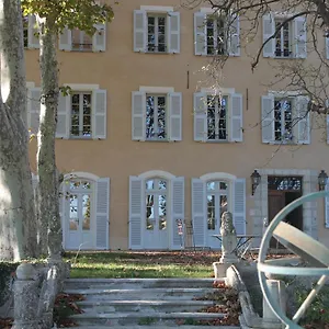 Couette-café Chateau Des Salles France
