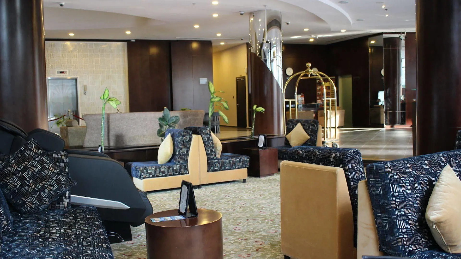 Signature Hotel Apartments And Spa Dubai